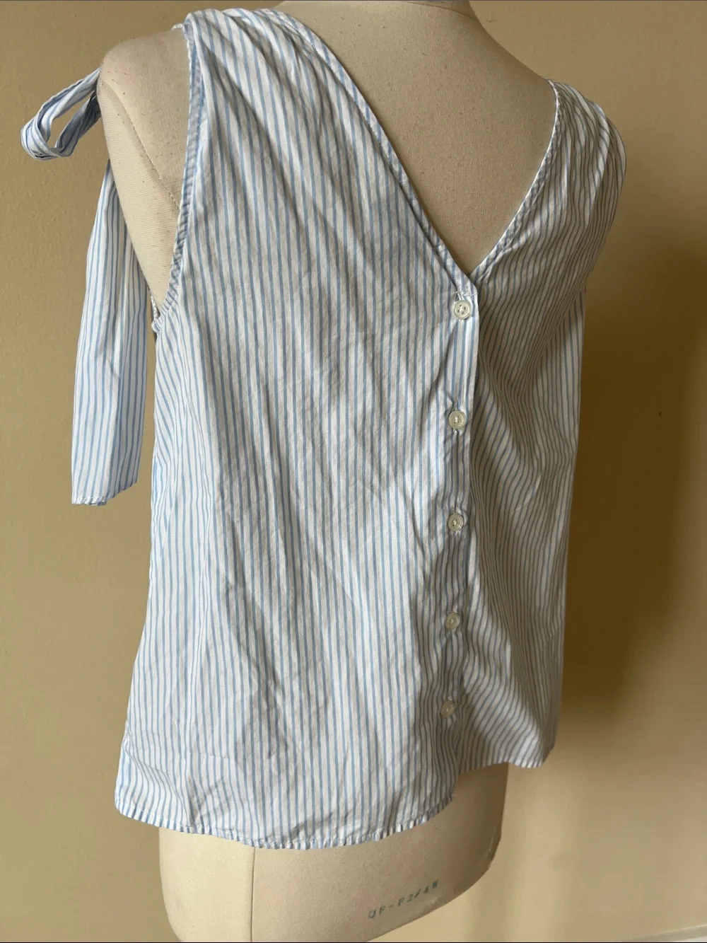 Who What Wear Light Blue & White Striped Tie-Shoulder V-Neck Camisole - Picture 8 of 9